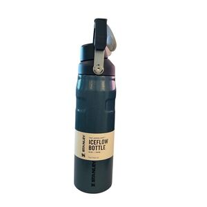 Stanley AeroLight IceFlow Bottle 24 Oz Teal Fast Flow Lid Built For Life